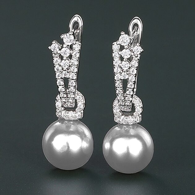 Artania Pearl Radiance Earrings