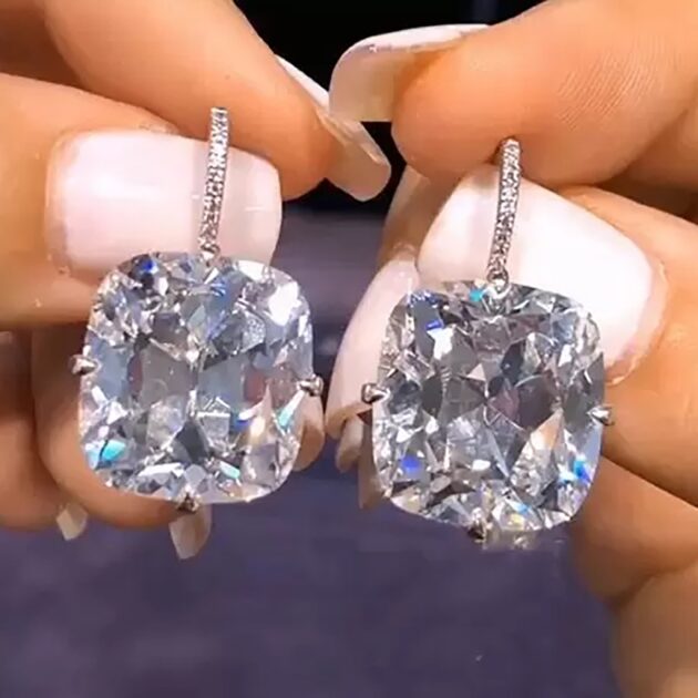 Timeless Sparkle Earrings by Artania