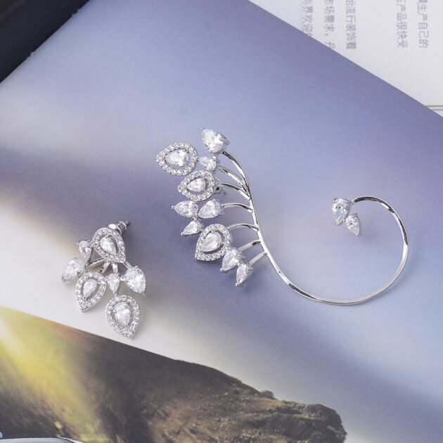 Artania Celestial Diamond Leaf Cuff and Earring Set - Image 3