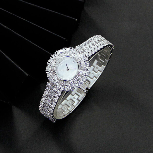 Artania Luxe Radiant Crystal Timepiece - Image 2