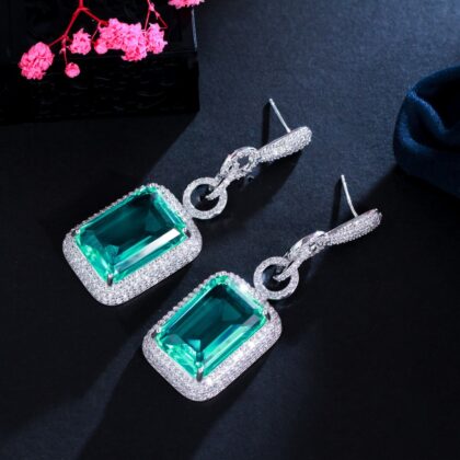 Artania Emerald Grace Earrings